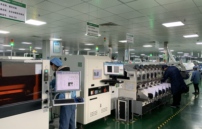 「把時間搶回來 把損失補回來」規上企業、重大工程重點項目100%復工復產 西秀區企業、項目開足馬力 復工復產忙