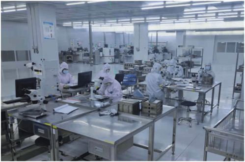 春節期間重慶電子企業趕工忙